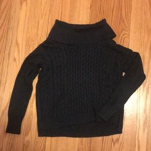 American Eagle collared sweater